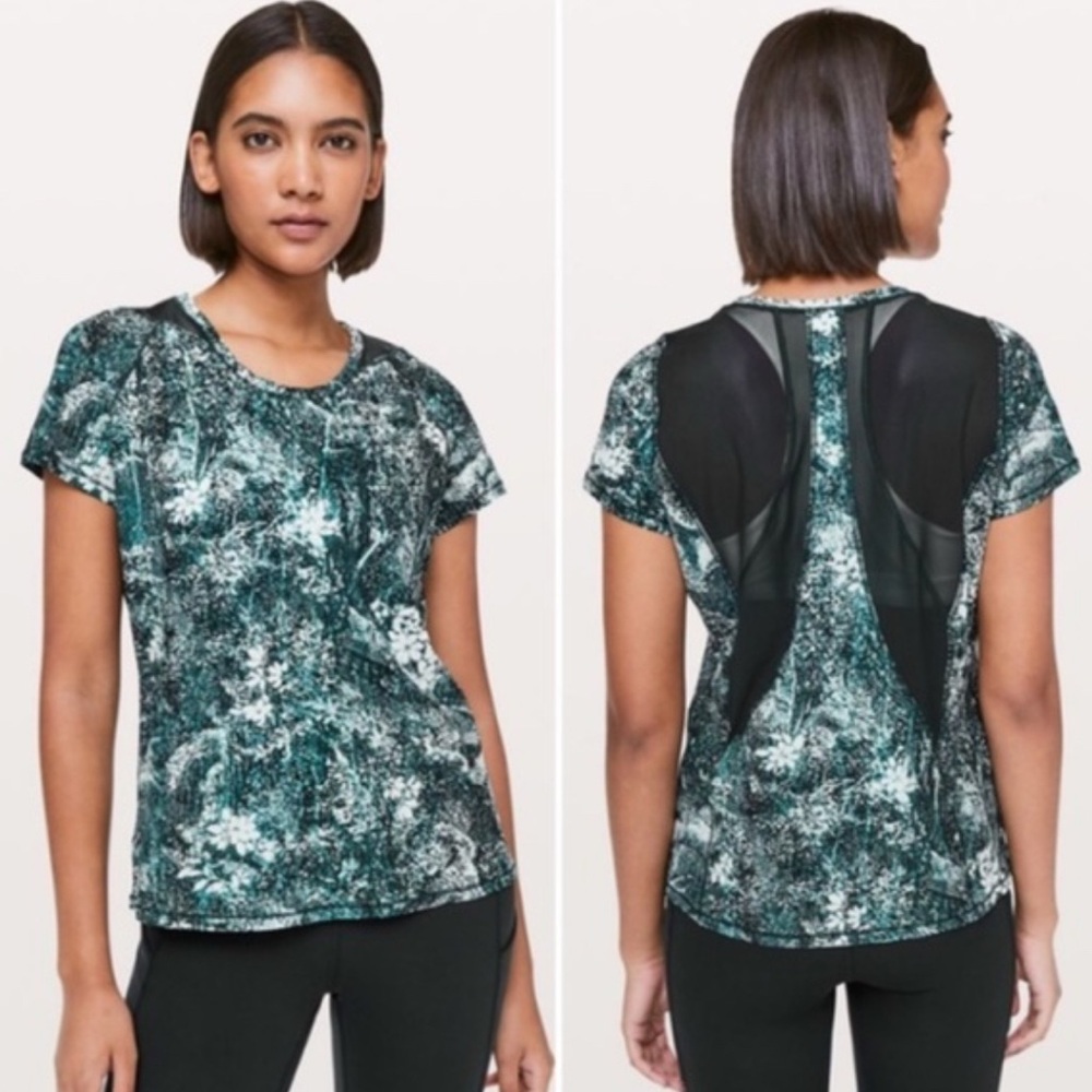 lululemon athletica Seek the Heat Blue White Floral Short Sleeve Gym Workout Tee